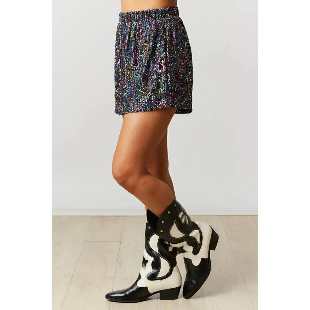 It's a Vibe Sequin Shorts in Black Prism - Picture 5 of 6